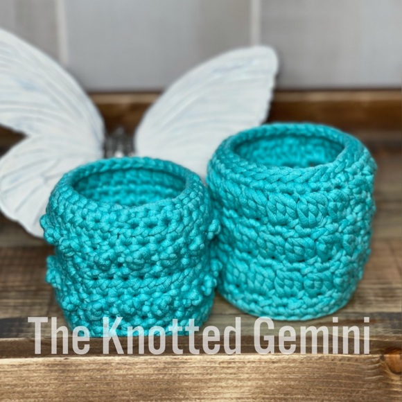 Handmade Crocheted Teal Blue Ice Cream Pint Covers - Picture 3 of 16